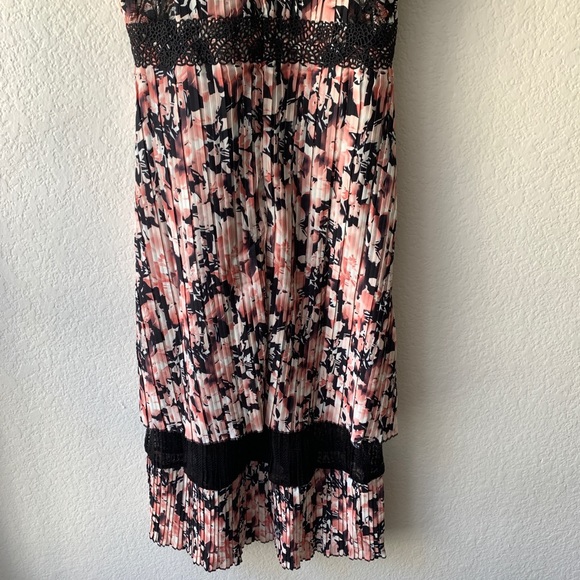 Foxiedox Jasmine Lace Pleated Floral Midi Dress XS - Picture 10 of 16